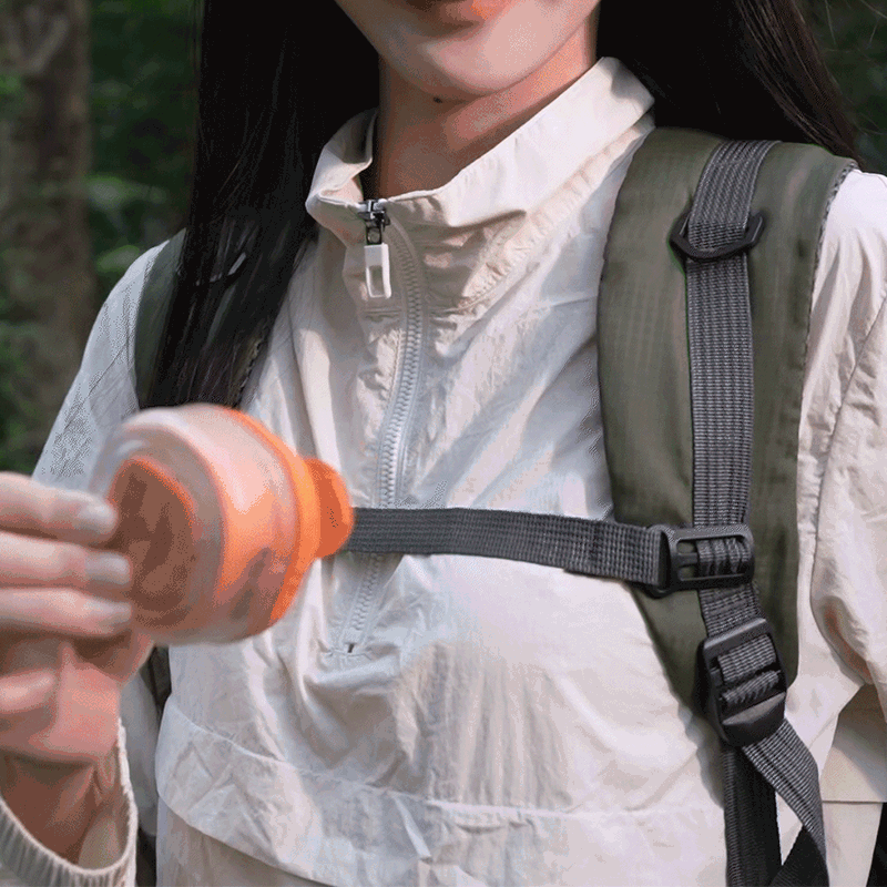 360° Bladeless Clip-on Fan: Hands-Free Cooling for Travel &